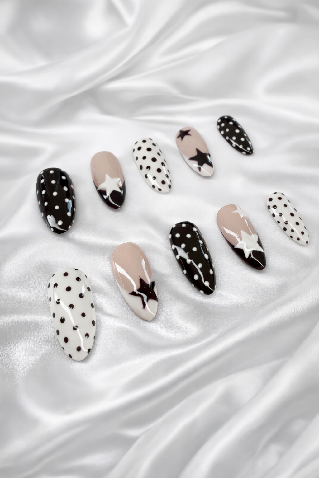 Press On Nails Ema