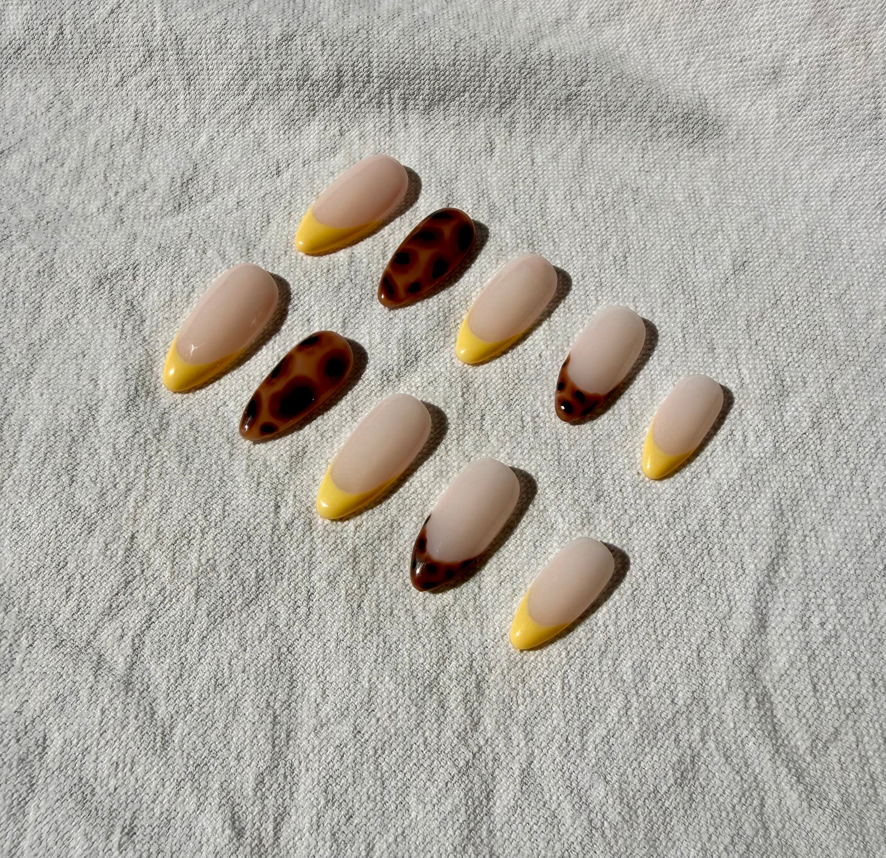 Press On Nails Sheyla